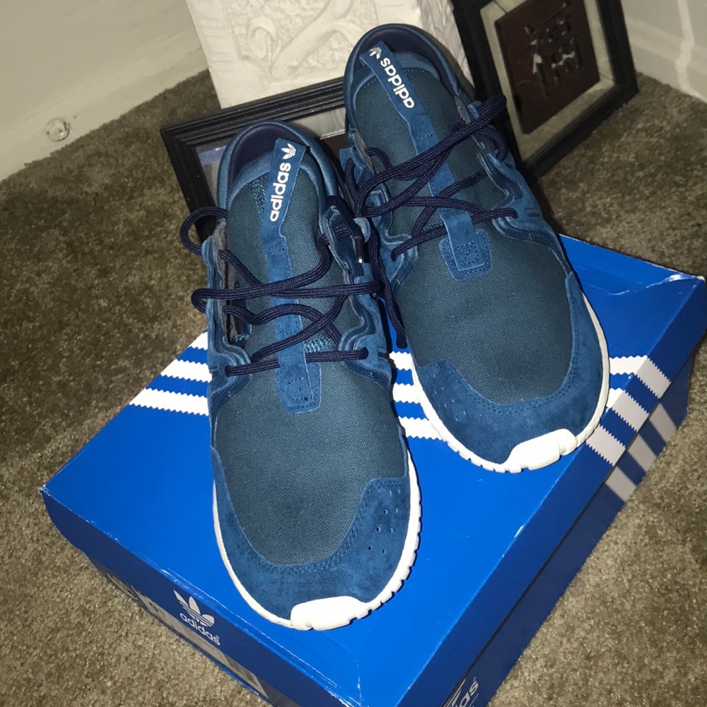 Men tubular adidas